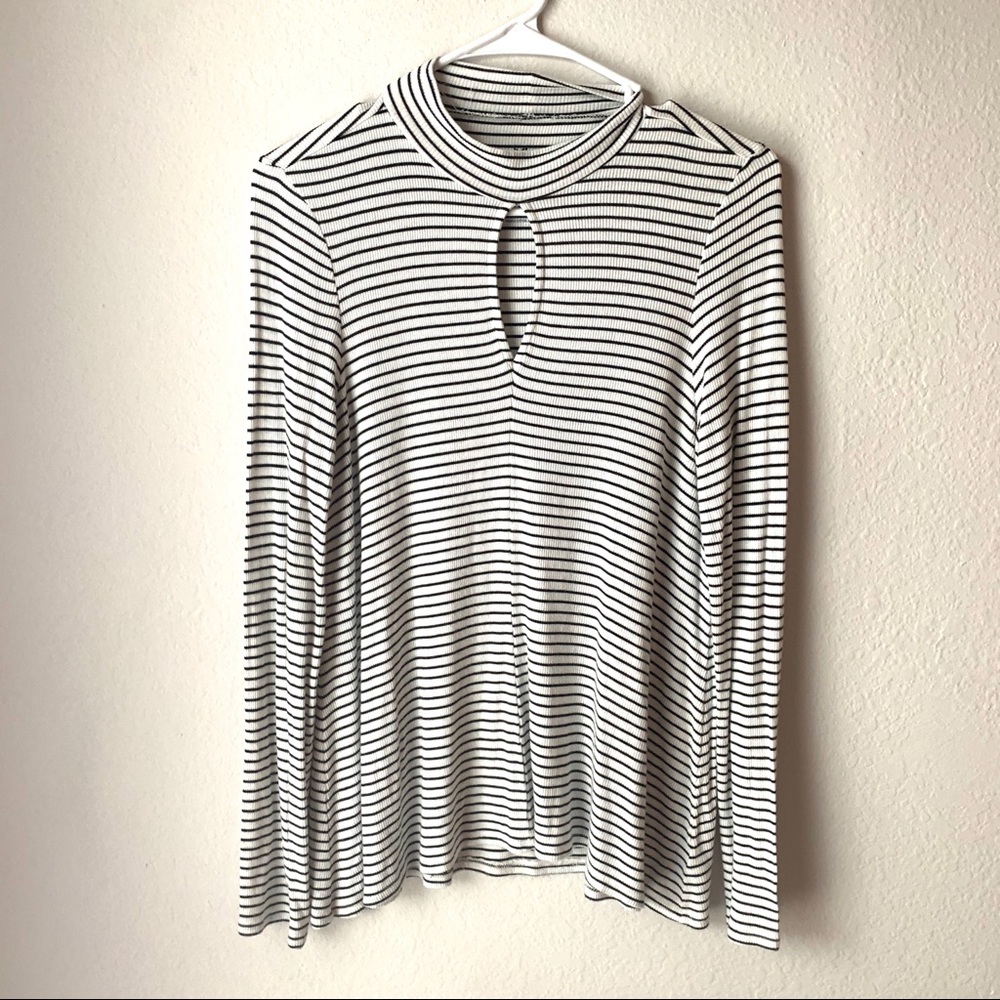 American Eagle Soft and Sexy Long Sleeve T…